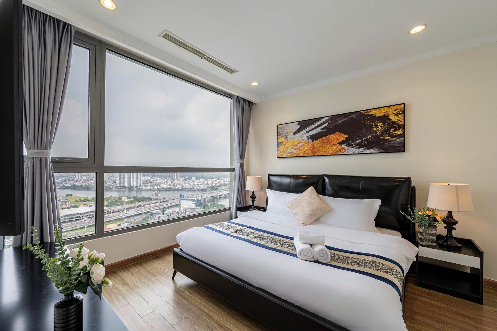 Luxury Apartment At Vinhomes Central Park Ho Chi Minh City Exterior photo