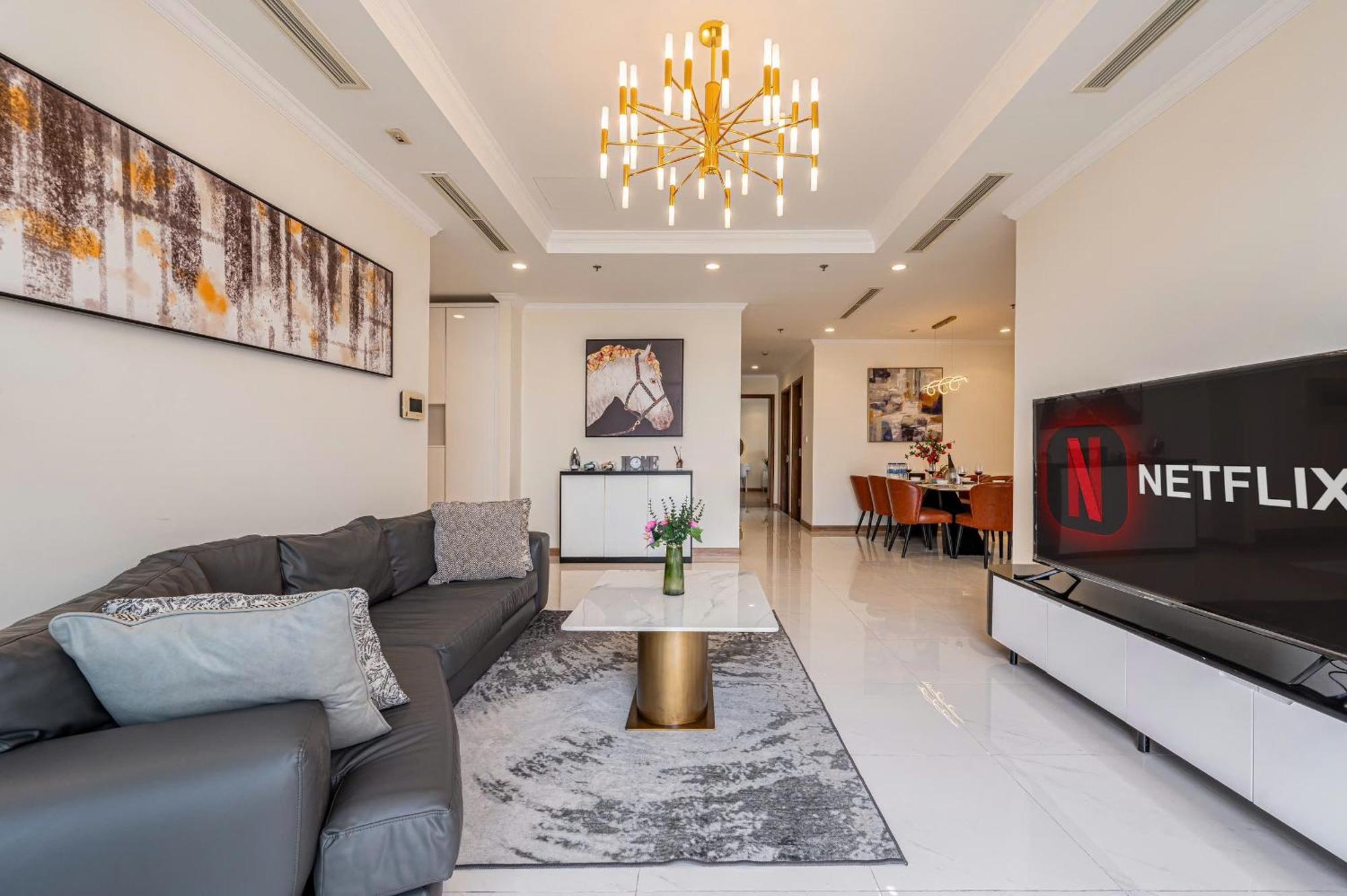 Luxury Apartment At Vinhomes Central Park Ho Chi Minh City Exterior photo
